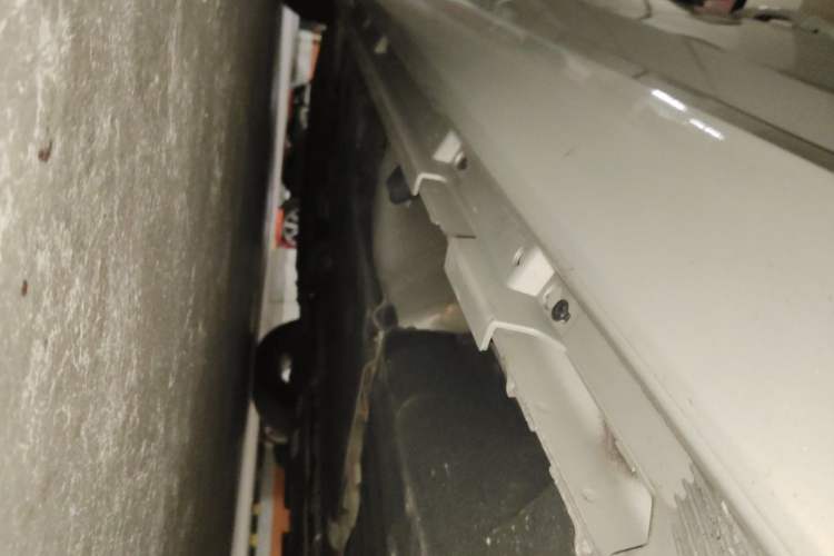 Used Volvo V60 2013 T5 Zhiya Edition Chassis Rear Left