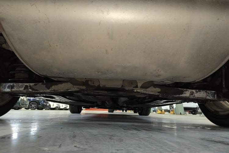 Used Volvo V60 2013 T5 Zhiya Edition Chassis Rear
