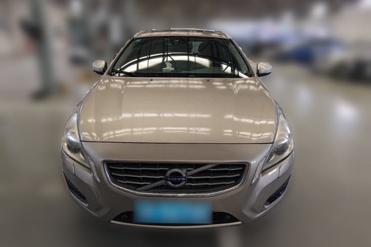Used Volvo V60 2013 T5 Zhiya Edition Front