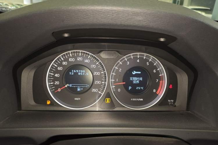 Used Volvo V60 2013 T5 Zhiya Edition Instrument Cluster
