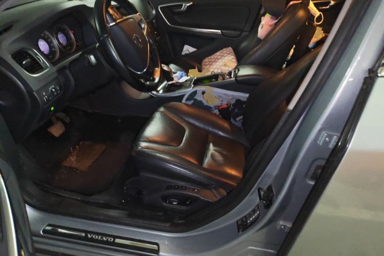 Used Volvo V60 2013 T5 Zhiya Edition Left Front Seat