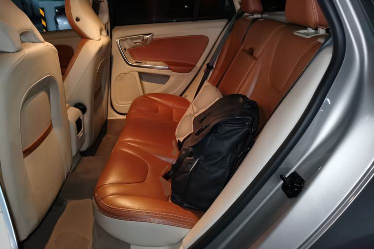 Used Volvo V60 2013 T5 Zhiya Edition Left Rear Seat