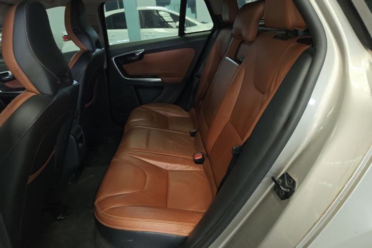 Used Volvo V60 2013 T5 Zhiya Edition Left Rear Seat