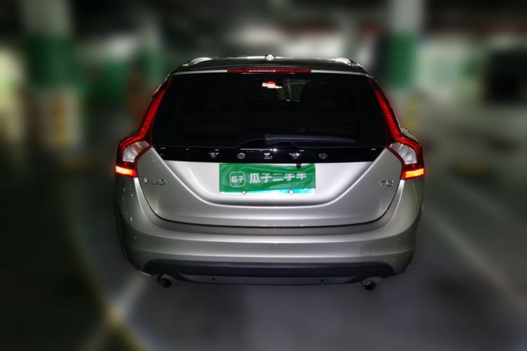 Used Volvo V60 2013 T5 Zhiya Edition Rear