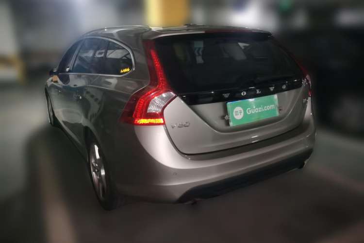 Used Volvo V60 2013 T5 Comfort Edition Rear Left 45 Deg