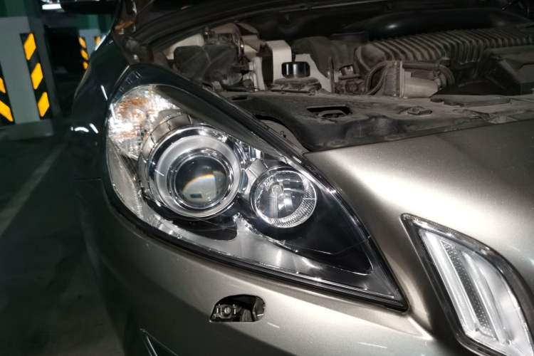Used Volvo V60 2013 T5 Zhiya Edition Right Front Headlight
