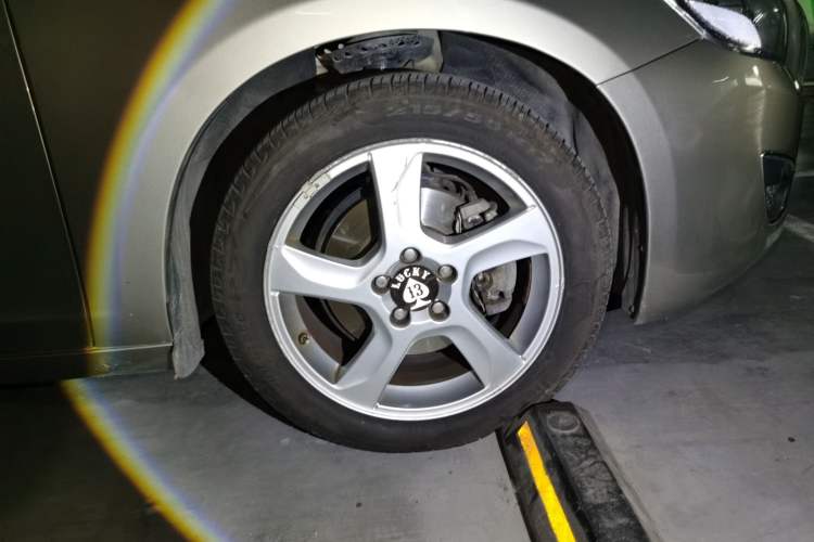 Used Volvo V60 2013 T5 Zhiya Edition Right Front Wheel Hub