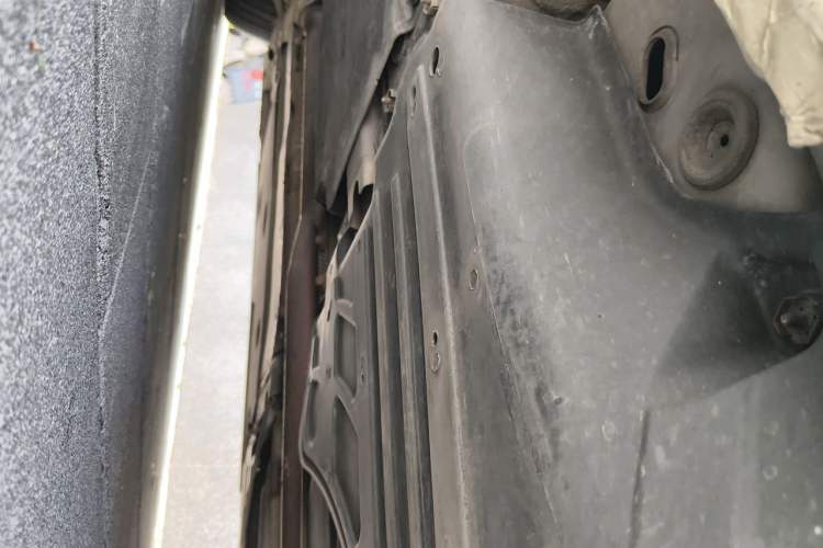 Used Volvo V60 2013 T5 Prestige Edition Chassis Rear Left