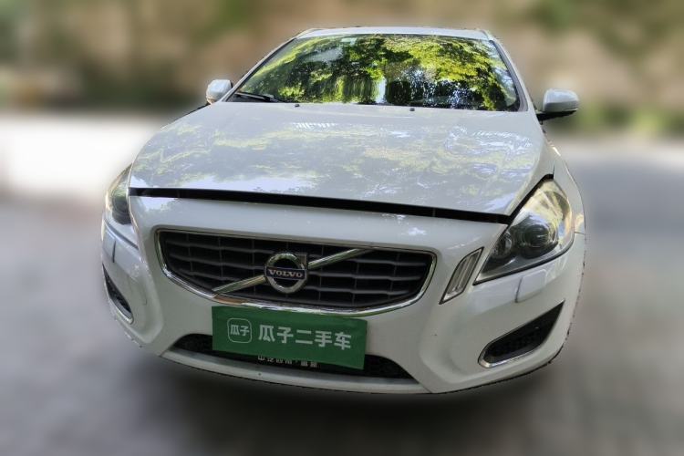 Used Volvo V60 2013 T5 Zhiya Edition Front