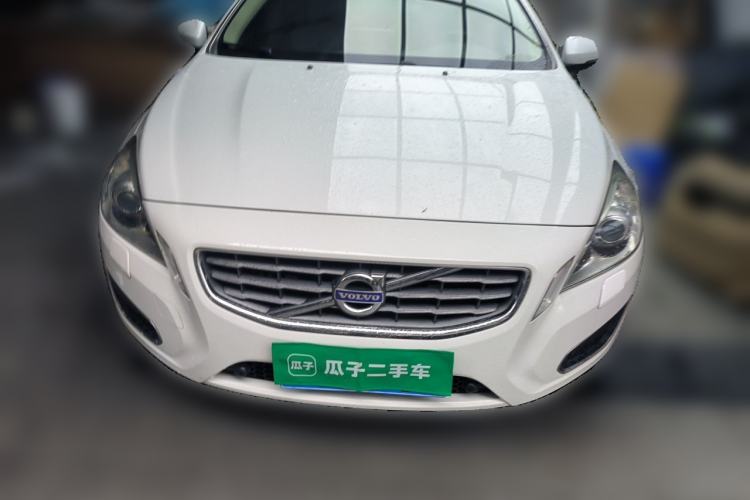 Used Volvo V60 2013 T5 Zhiya Edition Front