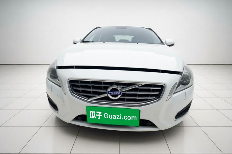 Used Volvo V60 2013 T5 Zhiya Edition Front