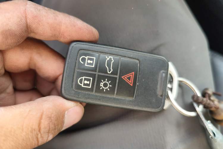 Used Volvo V60 2013 T5 Comfort Edition Interior 1