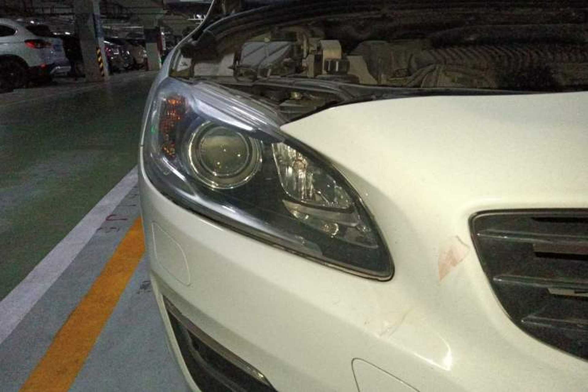 Used Volvo V60 2013 T5 Zhiya Edition Right Front Headlight