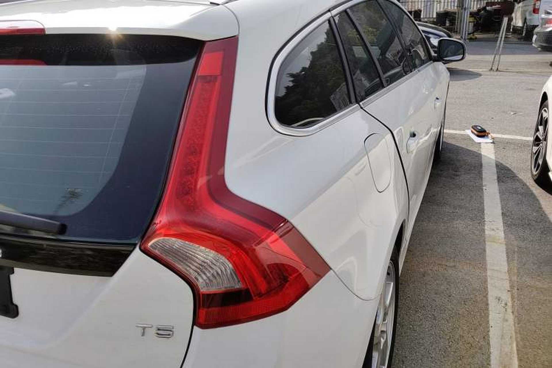 Used Volvo V60 2013 T5 Zhiya Edition Right Rear Taillight