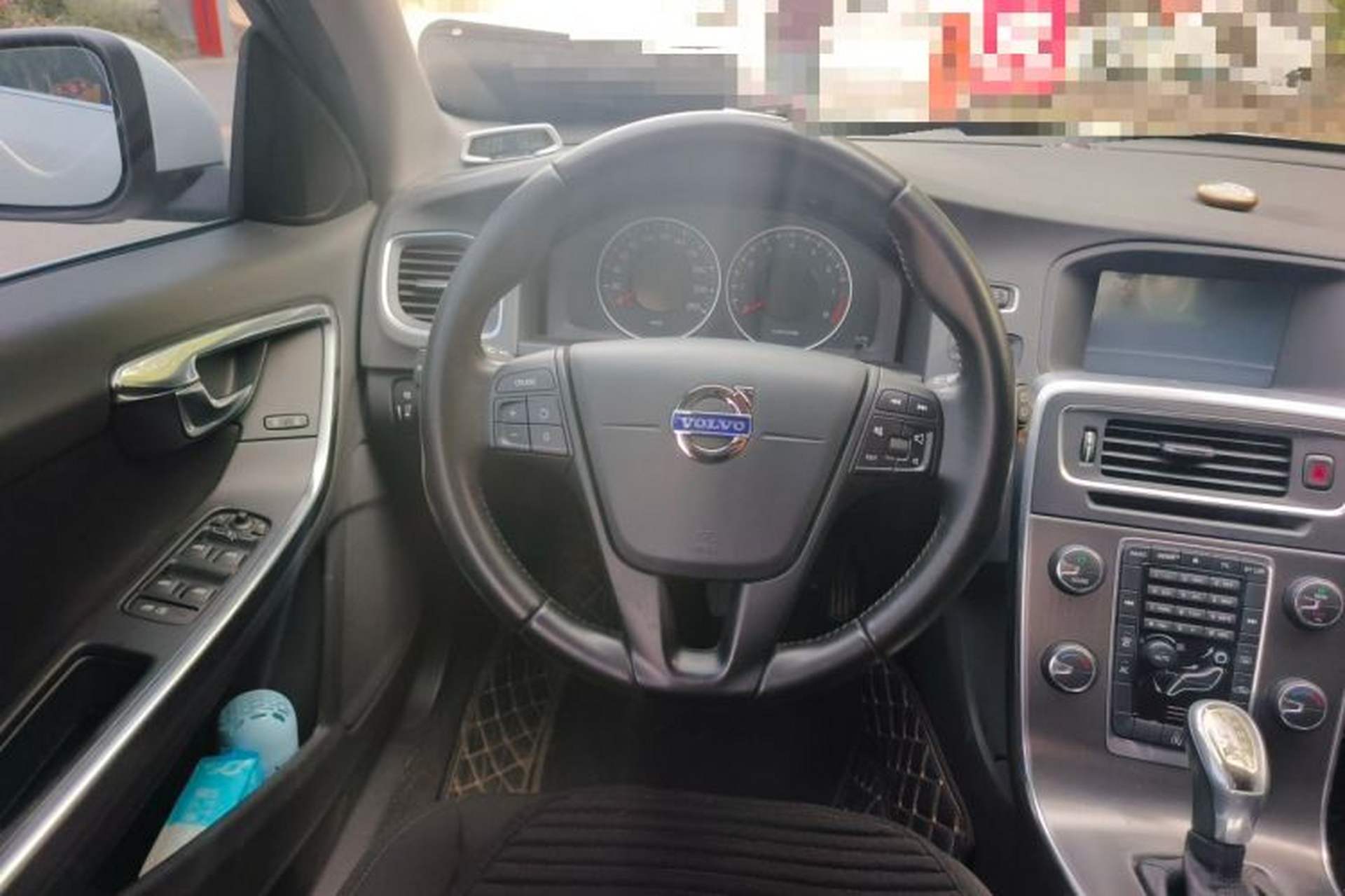 Used Volvo V60 2013 T5 Smart Edition Steering Wheel