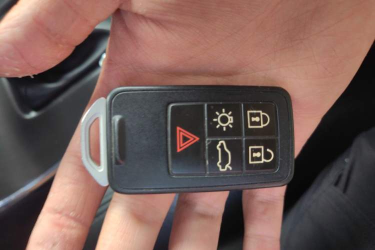 Used Volvo V60 2013 T5 Zhiya Edition Vehicle Key