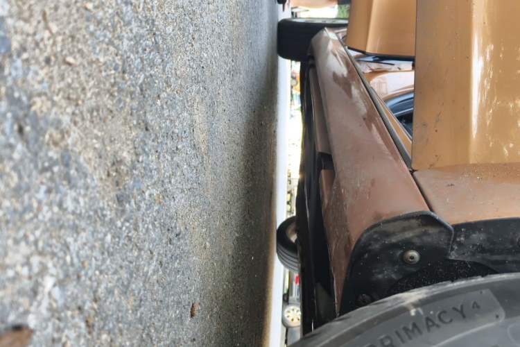 Used Volvo V60 2013 T5 Zhiya Edition Chassis Front Right