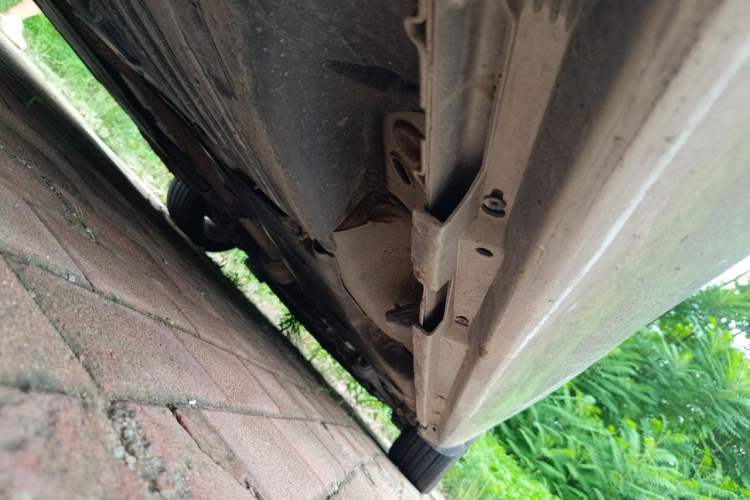 Used Volvo V60 2013 T5 Comfort Edition Chassis Rear Right