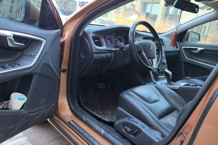 Used Volvo V60 2013 T5 Zhiya Edition Driver Seat