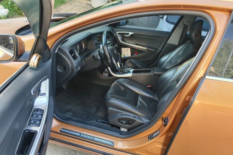 Used Volvo V60 2013 T5 Zhiya Edition Driver Seat