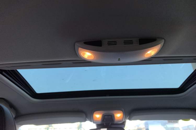 Used Volvo V60 2013 T5 Zhiya Edition Headliner