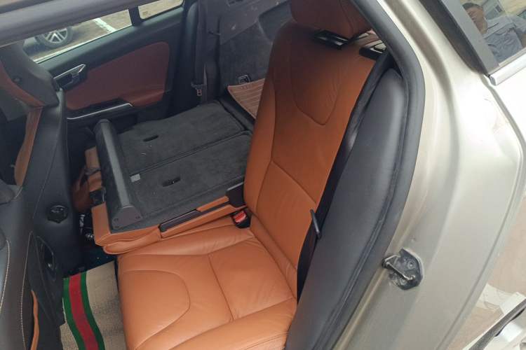 Used Volvo V60 2013 T5 Comfort Edition Left Rear Seat