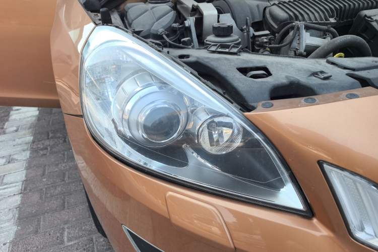 Used Volvo V60 2013 T5 Zhiya Edition Right Front Headlight