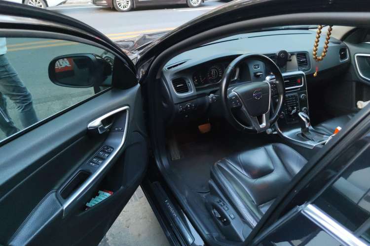 Used Volvo V60 2014 T5 Zhiyi Edition Driver Seat