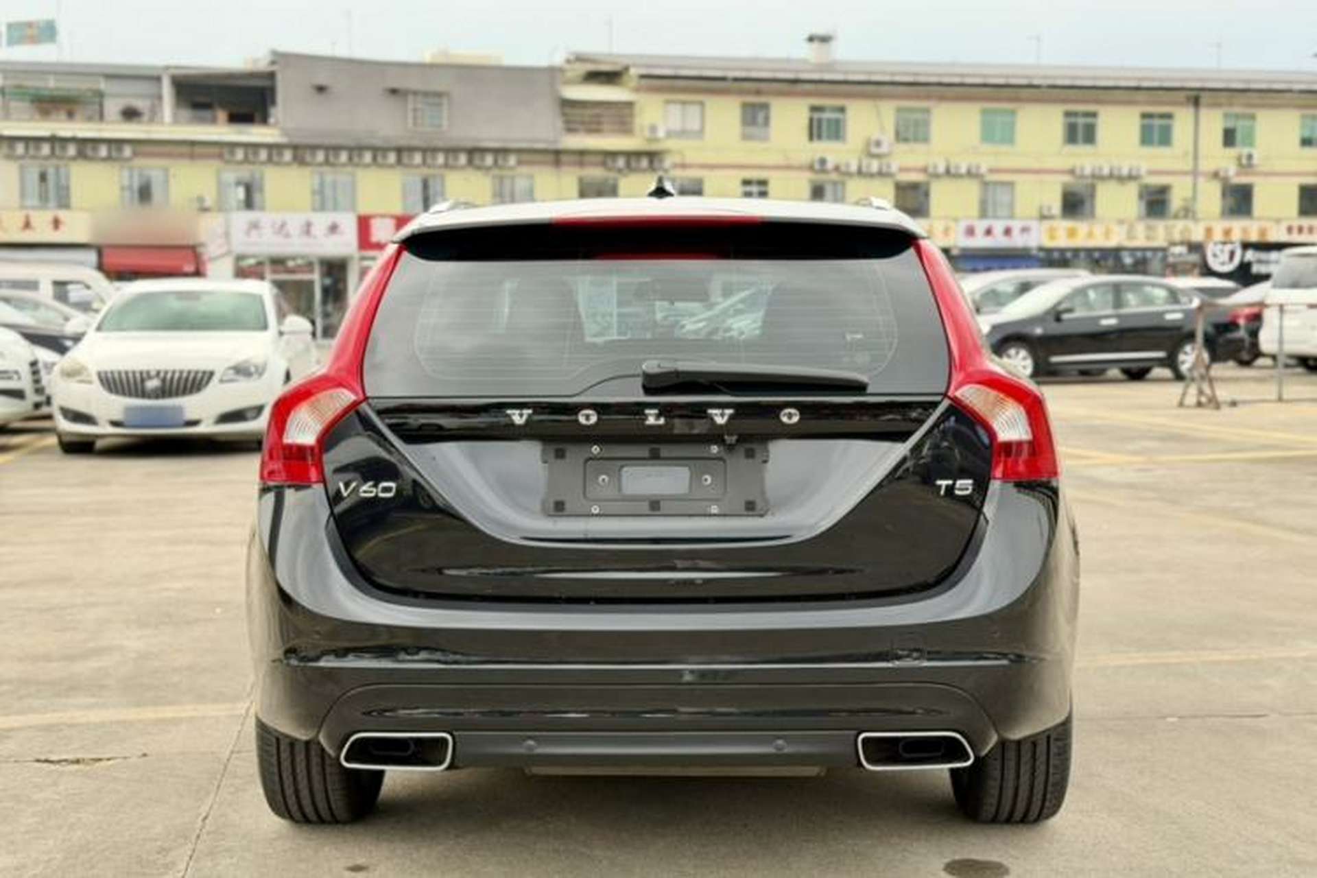 Used Volvo V60 2014 Facelift T5 Zhiyi Edition Exterior 7