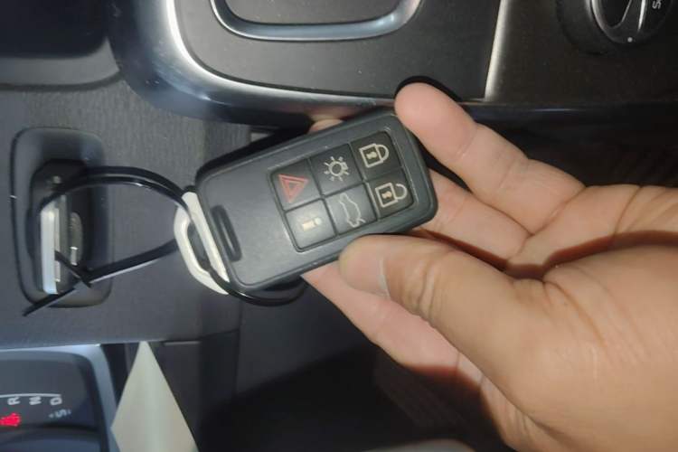 Used Volvo V60 2014 T5 Zhiya Edition Interior 1
