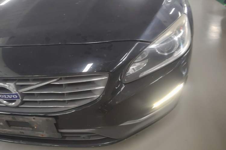 Used Volvo V60 2014 T5 Zhiya Edition Left Front Headlight