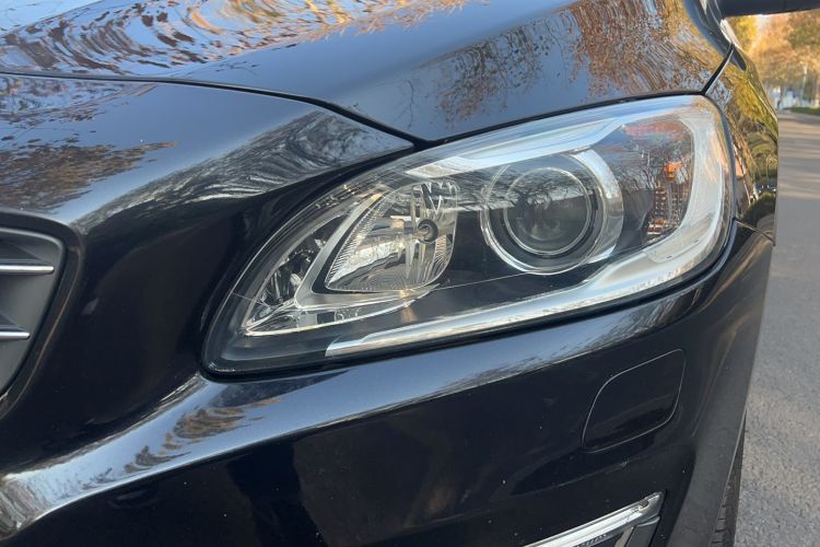 Used Volvo V60 2014 T5 Zhiya Edition Left Front Headlight