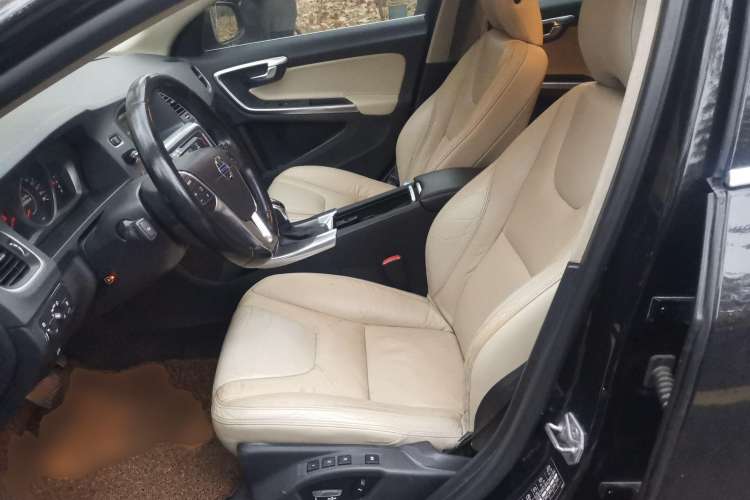 Used Volvo V60 2014 T5 Zhiyi Edition Left Front Seat