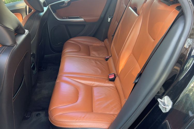 Used Volvo V60 2014 T5 Zhiya Edition Left Rear Seat