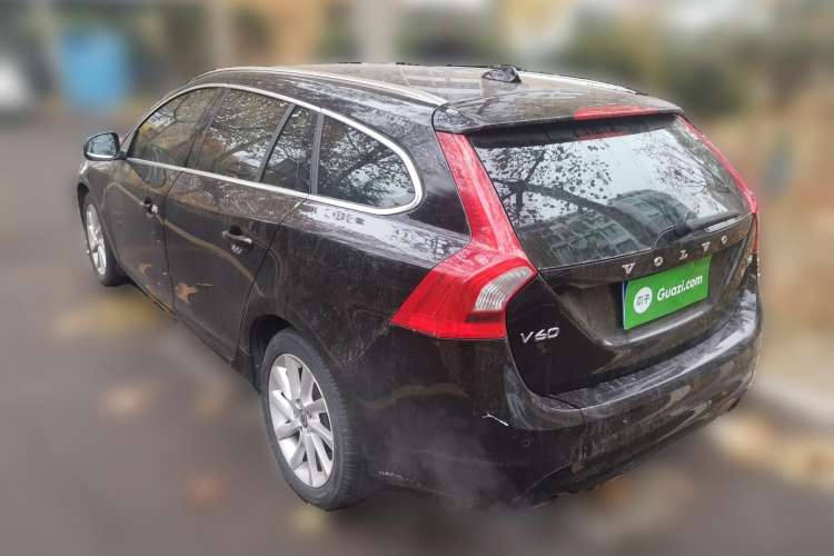 Used Volvo V60 2014 T5 Zhiyi Edition Rear Left 45 Deg