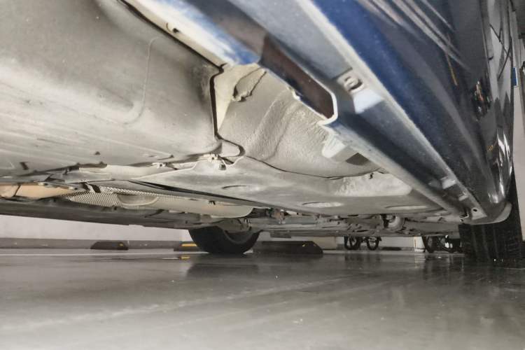 Used Volvo V60 2014 Restyled T5 Zhiya Edition Chassis Rear Right