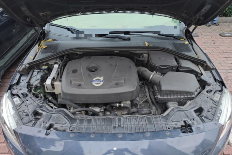 Used Volvo V60 2014 Restyled T5 Zhiya Edition Engine Bay