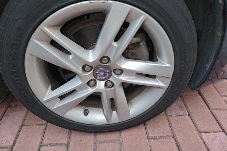 Used Volvo V60 2014 Restyled T5 Zhiya Edition Exterior 7