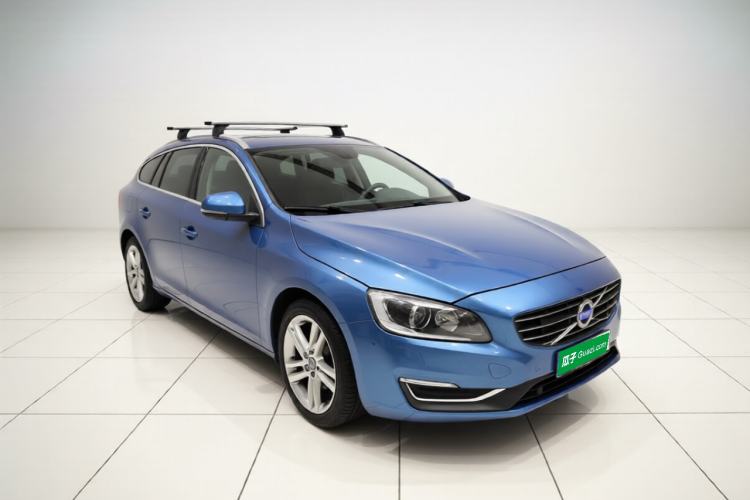 Used Volvo V60 2014 Restyled T5 Zhiya Edition Front Right 45 Deg