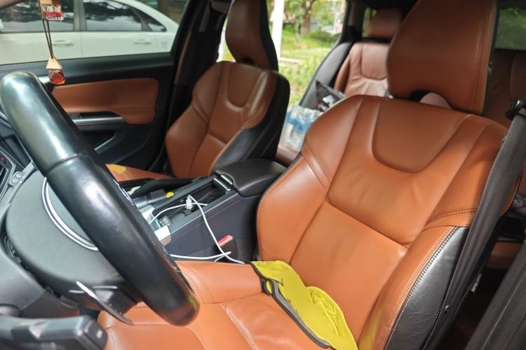 Used Volvo V60 2014 T5 Zhiya Edition Left Front Seat