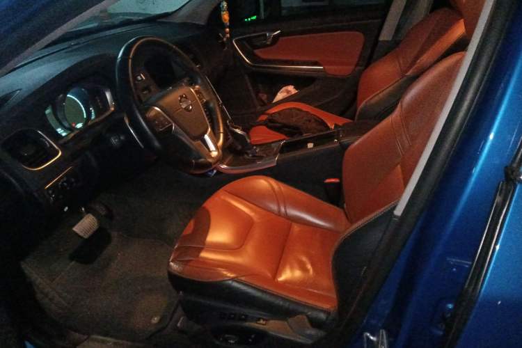 Used Volvo V60 2014 T5 Zhiya Edition Left Front Seat