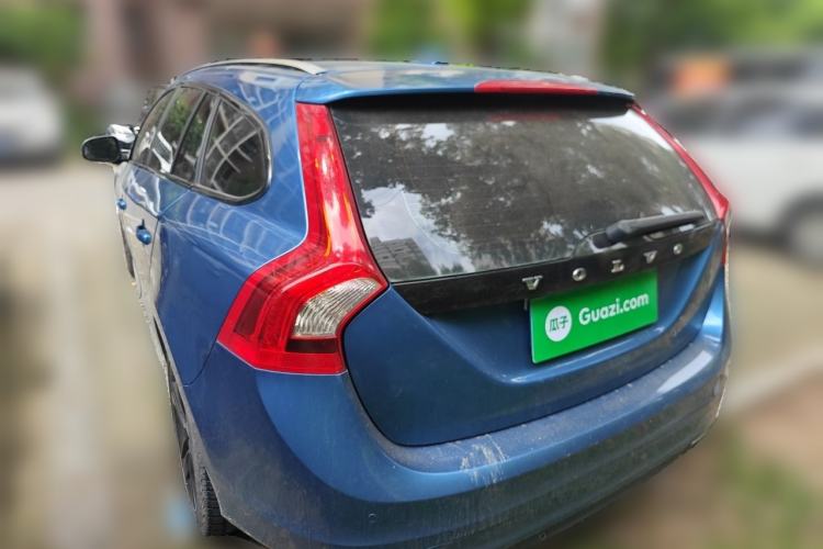 Used Volvo V60 2014 T5 Zhiya Edition Rear Left 45 Deg