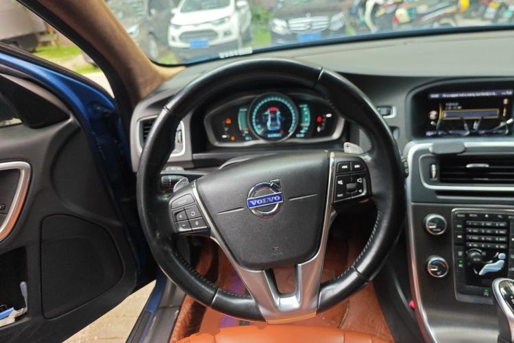 Used Volvo V60 2014 T5 Zhiya Edition Steering Wheel