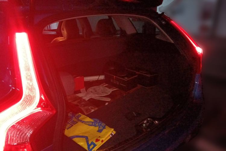 Used Volvo V60 2014 T5 Zhiya Edition Trunk