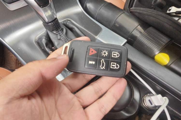 Used Volvo V60 2014 T5 Zhiya Edition Vehicle Key