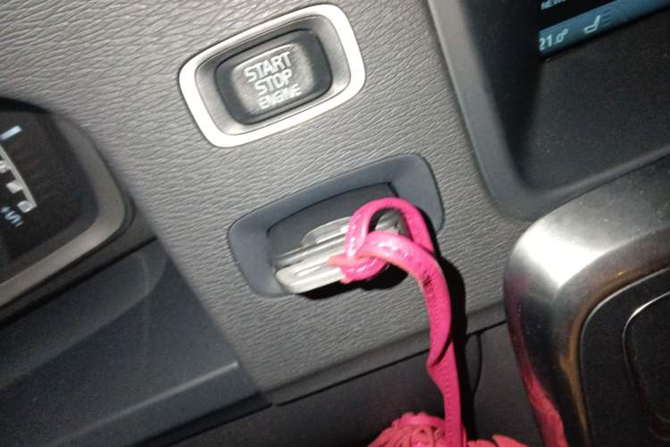 Used Volvo V60 2014 T5 Zhiya Edition Vehicle Key