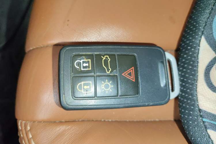 Used Volvo V60 2014 T5 Zhiyi Edition Vehicle Key