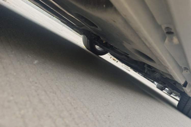 Used Volvo V60 2014 Restyled T5 Zhiya Edition Chassis Front Right