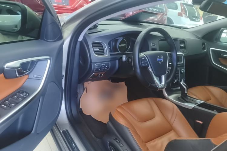 Used Volvo V60 2014 T5 Zhiya Edition Driver Seat