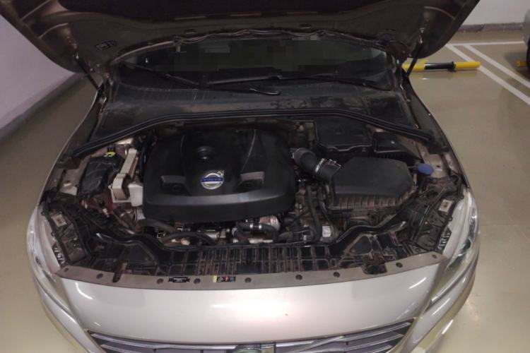 Used Volvo V60 2014 Restyled T5 Zhiya Edition Engine Bay